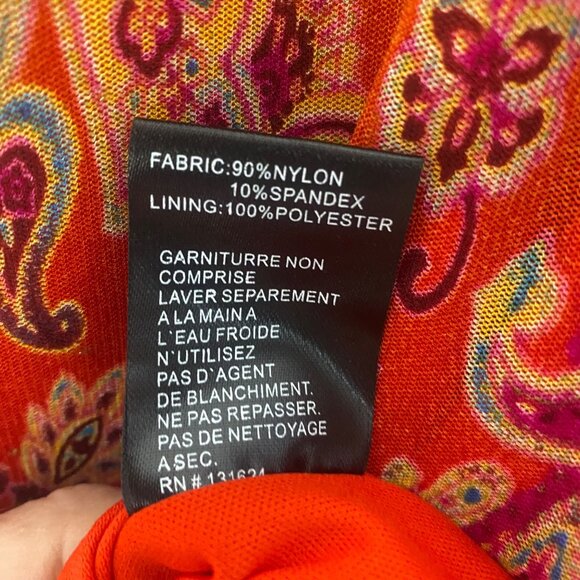 Elegant Multicolor Paisley Women's Top, Like New - Picture 7 of 12